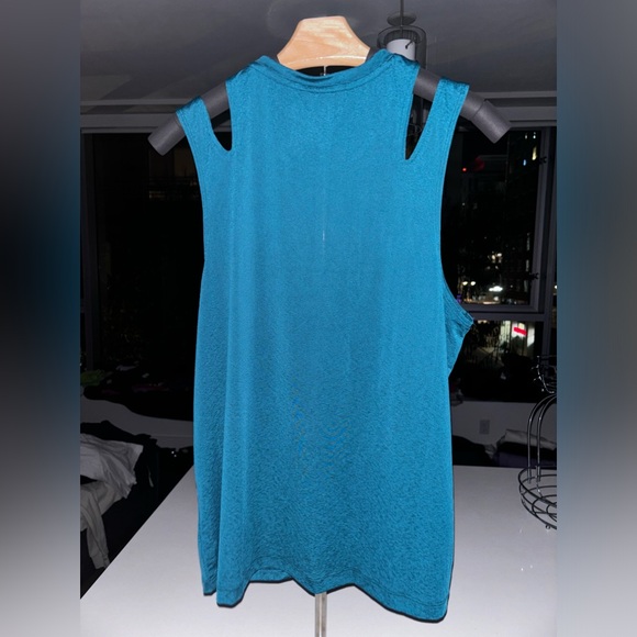 Peloton Agility Rio Tank - Picture 7 of 7